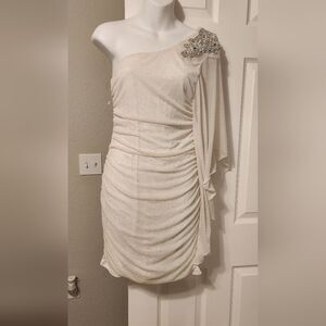 Emerald Sundae dress no size tag refer to measurements